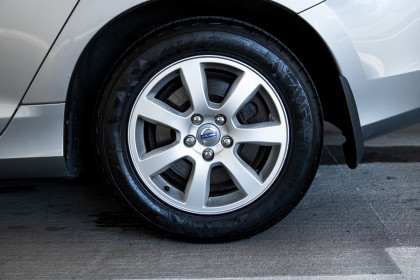 Продажа Volvo S60 II 1.6 AT (180 л.с.) 2011 Серый в Автодом