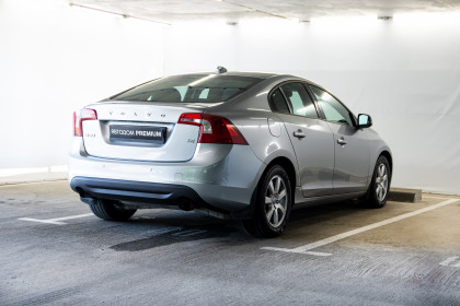 Продажа Volvo S60 II 1.6 AT (180 л.с.) 2011 Серый в Автодом