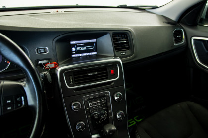 Продажа Volvo S60 II 1.6 AT (180 л.с.) 2011 Серый в Автодом
