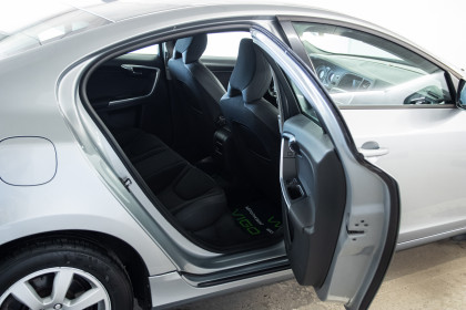 Продажа Volvo S60 II 1.6 AT (180 л.с.) 2011 Серый в Автодом