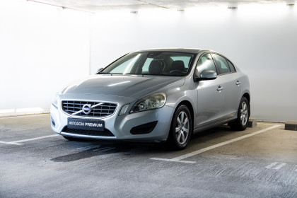 Продажа Volvo S60 II 1.6 AT (180 л.с.) 2011 Серый в Автодом