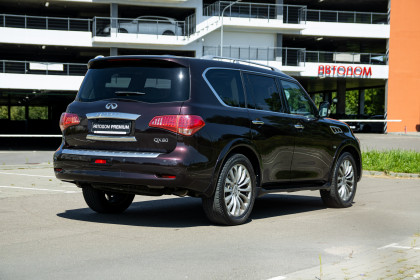 Продажа Infiniti QX80 I Рестайлинг 5.6 AT (405 л.с.) 2016 Бордовый в Автодом