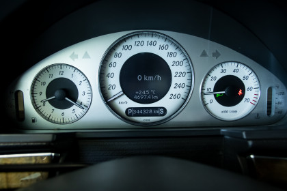 Продажа Mercedes-Benz E-Класс III (W211, S211) 200 1.8 AT (163 л.с.) 2005 Серебристый в Автодом