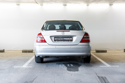 Продажа Mercedes-Benz E-Класс III (W211, S211) 200 1.8 AT (163 л.с.) 2005 Серебристый в Автодом