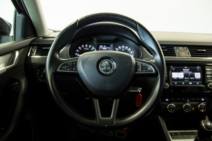Продажа Skoda Octavia III (A7) 1.6 MT (105 л.с.) 2015 Черный в Автодом
