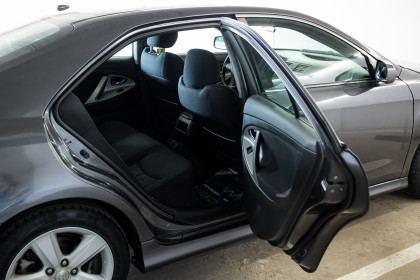 Продажа Toyota Camry VI (XV40) Рестайлинг 2.5 AT (179 л.с.) 2009 Серый в Автодом