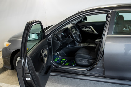 Продажа Toyota Camry VI (XV40) Рестайлинг 2.5 AT (179 л.с.) 2009 Серый в Автодом
