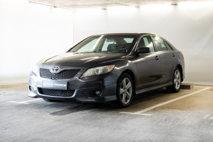 Продажа Toyota Camry VI (XV40) Рестайлинг 2.5 AT (179 л.с.) 2009 Серый в Автодом