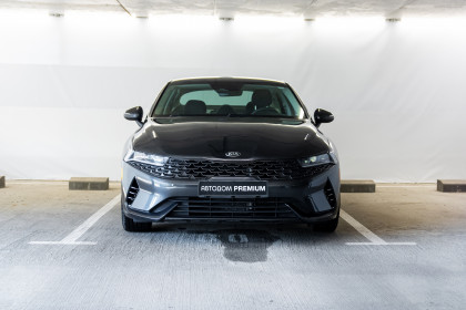 Продажа Kia K5 III 1.6 AT (180 л.с.) 2021 Серый в Автодом