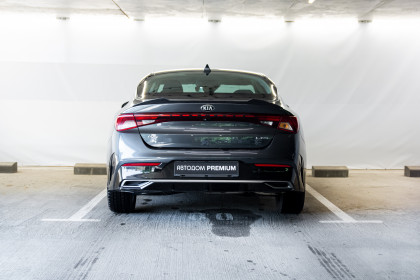 Продажа Kia K5 III 1.6 AT (180 л.с.) 2021 Серый в Автодом