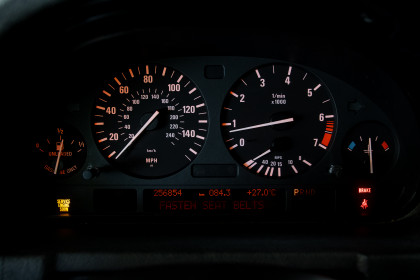 Продажа BMW X5 I (E53) 3.0i 3.0 AT (231 л.с.) 2003 Зеленый в Автодом