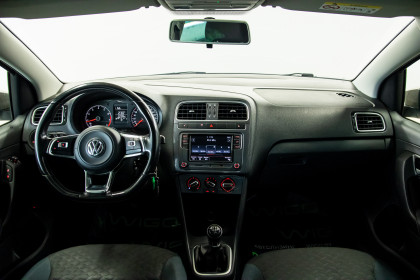 Продажа Volkswagen Polo VI 1.6 MT (90 л.с.) 2020 Желтый в Автодом