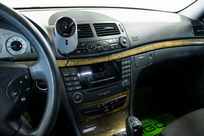 Продажа Mercedes-Benz E-Класс III (W211, S211) 200 1.8 MT (163 л.с.) 2005 Черный в Автодом