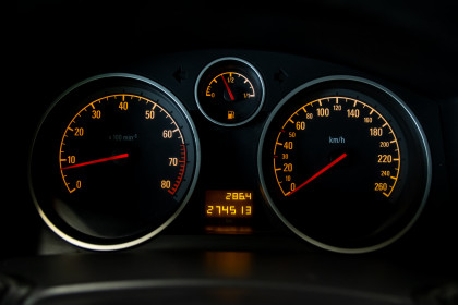 Продажа Opel Astra H Рестайлинг 1.8 MT (140 л.с.) 2008 Серебристый в Автодом