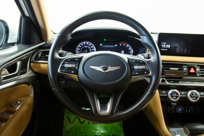Продажа Genesis G70 I Рестайлинг 2.0 AT (247 л.с.) 2021 Белый в Автодом