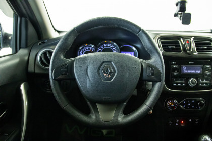 Продажа Renault Sandero II 1.6 MT (113 л.с.) 2017 Серебристый в Автодом