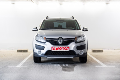 Продажа Renault Sandero II 1.6 MT (113 л.с.) 2017 Серебристый в Автодом