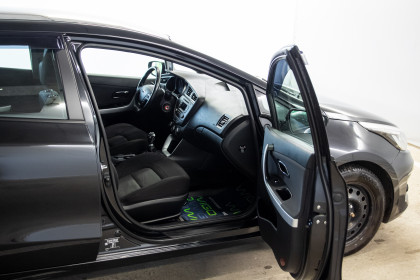 Продажа Kia Ceed II 1.6 MT (135 л.с.) 2015 Черный в Автодом