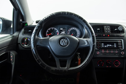 Продажа Volkswagen Polo VI 1.6 MT (110 л.с.) 2020 Серый в Автодом