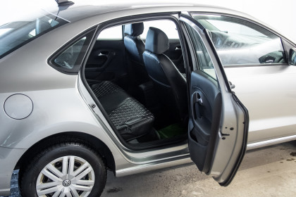Продажа Volkswagen Polo VI 1.6 MT (110 л.с.) 2020 Серый в Автодом