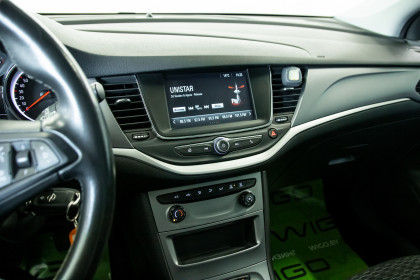 Продажа Opel Astra K Рестайлинг 1.5 MT (105 л.с.) 2021 Черный в Автодом