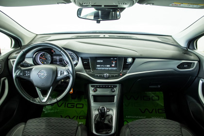 Продажа Opel Astra K Рестайлинг 1.5 MT (105 л.с.) 2021 Черный в Автодом