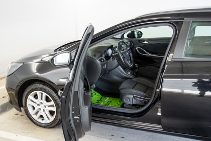 Продажа Opel Astra K Рестайлинг 1.5 MT (105 л.с.) 2021 Черный в Автодом