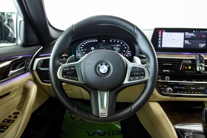 Продажа BMW 5 серии VII (G30/G31) 530i 2.0 AT (252 л.с.) 2020 Черный в Автодом