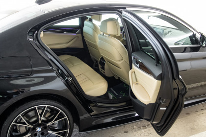 Продажа BMW 5 серии VII (G30/G31) 530i 2.0 AT (252 л.с.) 2020 Черный в Автодом