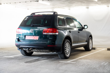 Продажа Volkswagen Touareg I 2.5 AT (174 л.с.) 2005 Зеленый в Автодом