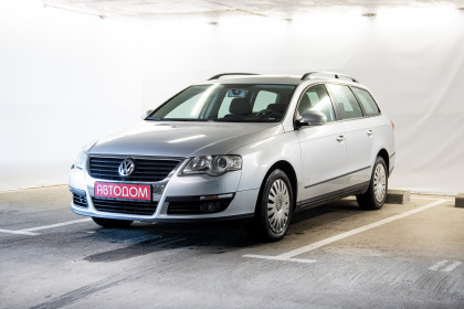 Продажа Volkswagen Passat B6 2.0 AMT (140 л.с.) 2007 Серебристый в Автодом