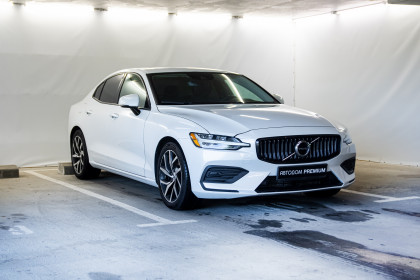 Продажа Volvo S60 III 2.0 AT (250 л.с.) 2020 Белый в Автодом