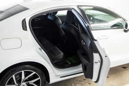 Продажа Volvo S60 III 2.0 AT (250 л.с.) 2020 Белый в Автодом