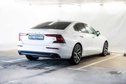 Продажа Volvo S60 III 2.0 AT (250 л.с.) 2020 Белый в Автодом