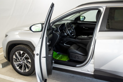 Продажа Hyundai Tucson IV 1.6 AT (230 л.с.) 2022 Серый в Автодом