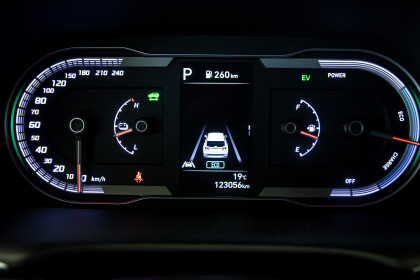 Продажа Hyundai Tucson IV 1.6 AT (230 л.с.) 2022 Серый в Автодом