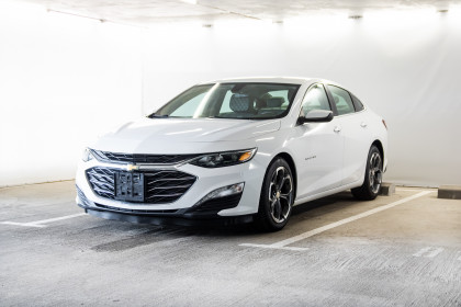 Продажа Chevrolet Malibu IX Рестайлинг 1.5 AT (169 л.с.) 2022 Белый в Автодом