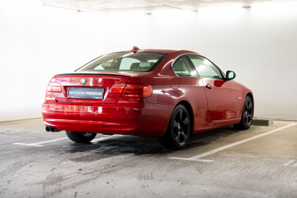 Продажа BMW 3 серии V (E90/E91/E92/E93) Рестайлинг 320d 2.0 AT (184 л.с.) 2012 Красный в Автодом