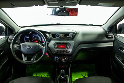 Продажа Kia Rio III 5-speed 1.6 MT (123 л.с.) 2013 Черный в Автодом