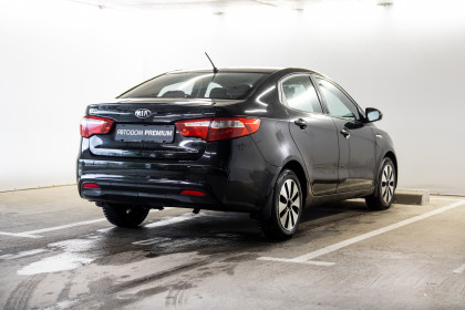 Продажа Kia Rio III 5-speed 1.6 MT (123 л.с.) 2013 Черный в Автодом
