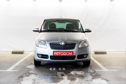 Продажа Skoda Fabia II 1.2 MT (105 л.с.) 2009 Серебристый в Автодом