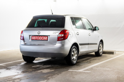 Продажа Skoda Fabia II 1.2 MT (105 л.с.) 2009 Серебристый в Автодом