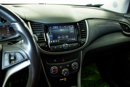 Продажа Chevrolet Trax I Рестайлинг 1.4 AT (140 л.с.) 2019 Серый в Автодом