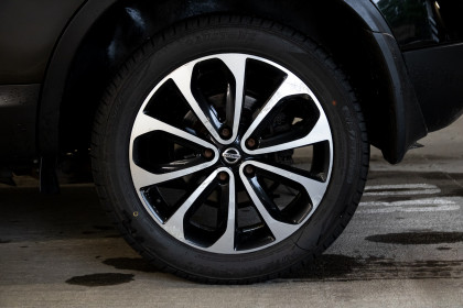 Продажа Nissan Qashqai I Рестайлинг 1.6 MT (130 л.с.) 2012 Черный в Автодом