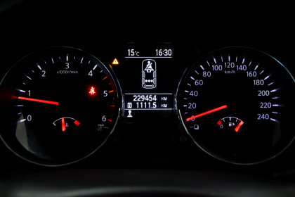 Продажа Nissan Qashqai I Рестайлинг 1.6 MT (130 л.с.) 2012 Черный в Автодом