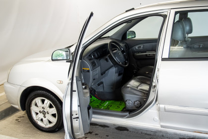 Продажа Kia Carens I (RS) Рестайлинг 2.0 MT (113 л.с.) 2002 Серебристый в Автодом