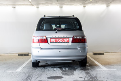Продажа Kia Carens I (RS) Рестайлинг 2.0 MT (113 л.с.) 2002 Серебристый в Автодом