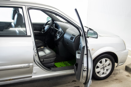 Продажа Kia Carens I (RS) Рестайлинг 2.0 MT (113 л.с.) 2002 Серебристый в Автодом