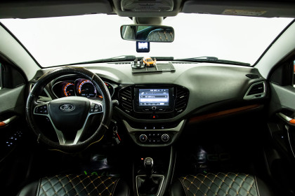 Продажа Lada (ВАЗ) Vesta I SW Cross 1.8 MT (122 л.с.) 2019 Оранжевый в Автодом