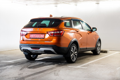 Продажа Lada (ВАЗ) Vesta I SW Cross 1.8 MT (122 л.с.) 2019 Оранжевый в Автодом